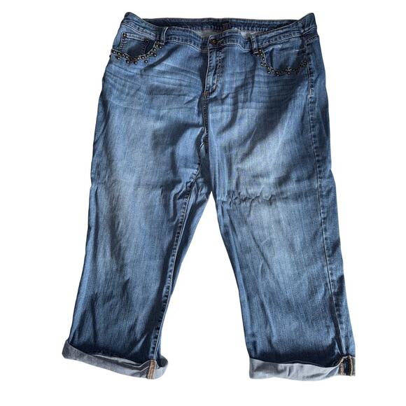 APT 9 STRAIGHT LEG CAPRI DENIM  JEANS size 18/20 - Picture 1 of 4
